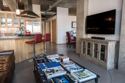 Image de Riverfront Loft au coeur du meilleur quartier du centre-ville de Denver