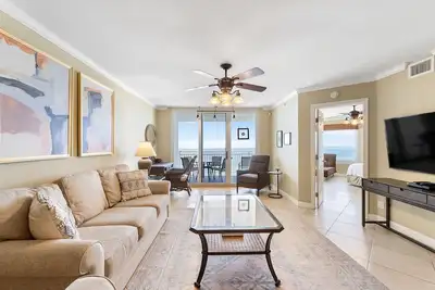 Image de SeaSpray East 922 - Vues sur la plage depuis la terrasse avec un intérieur luxueux!