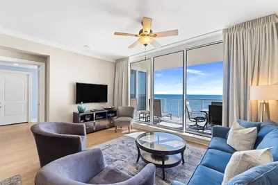 Image de Indigo East 1604 - Front de mer + Denise avec intérieur luxueux et commodités!