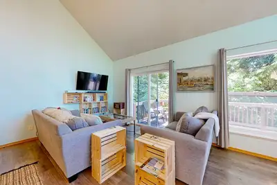 Image de Du plaisir en famille vous attend dans cette maison avec vue sur la mer et terrasse