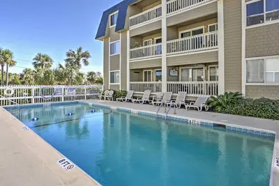 Image de 2br Isle of Palms Condo près de la plage!