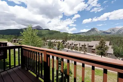Image de Vues impressionnantes - Piscine chauffée - 4e nuit gratuite - Ski navette gratuite