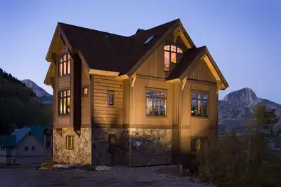 Image de The Cantilever Lodge - La plus belle maison de luxe du purgatoire