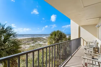 Image de Balcon avec vue directe sur la plage et vue sur le golfe - Xtra Large pour 6 personnes - Wifi gratuit