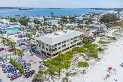 Image de Breakers 4 A Sandcastle # 1: 3 Br / 2 Ba condo Bradenton Beach, pour 8 personnes