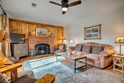Image de Cabane de Charme Estes Park w / Patio & Mountain Views