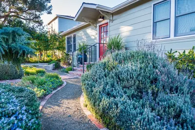 Image de Maison de Paso Robles Westside exceptionnelle avec des tonnes de caractère