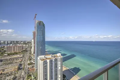 Image de Condo Penthouse Sunny Isles Beach avec vue sur l'océan