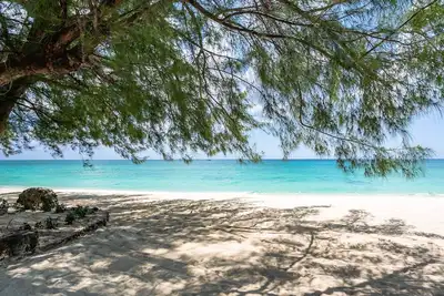 Image de White Sands # 9 - Un condo romantique sur une plage impeccable
