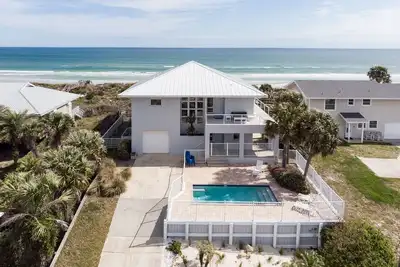 Image de Ocean Pearl, 4 chambres, pour 13 personnes, piscine privée, front de mer