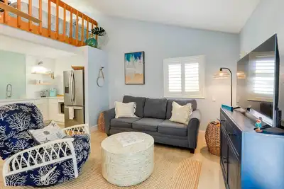 Image de Tropical Hobe Sound Cottage - 1 mile de la plage!