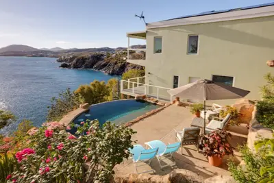 Image de «Sea La Vie» Waterfront St. Appartement Thomas!