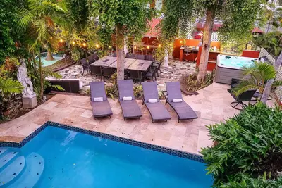 Image de Villa de luxe avec piscine San Juan - Promenade à la plage!