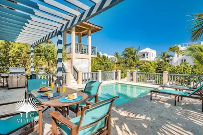 Image de Coriander Cottage, une villa 1br sur la plage de Grace Bay avec une excellente plongée en apnée