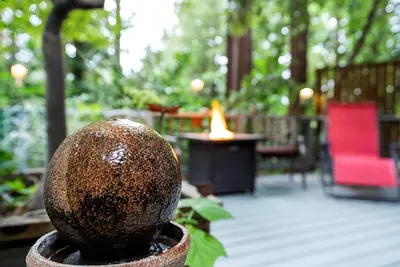 Image de Guerneville Cottage, Decks, Skylight, Hottub! Parfait escapade romantique! 15% de réduction