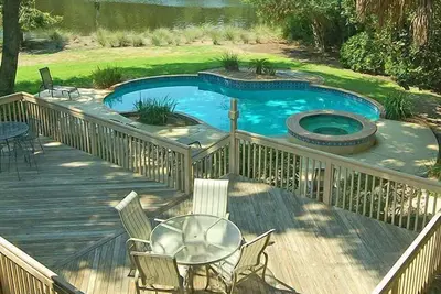 Image de 4ème rangée de maison, spacieux 6 chambres situé à Palmetto Dunes