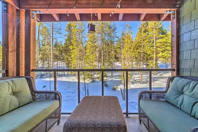 Image de Maison de ville centrale de Mammoth Lakes avec bain à remous privé
