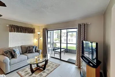 Image de Ocean Village Club E17, 2 chambres, piscine chauffée, 6 couchages, WiFi