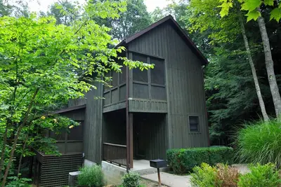 Image de Romance Dans Le Ravin | Hocking Hills