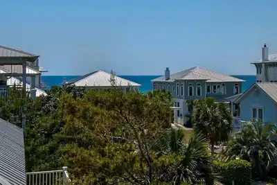 Image de Seagrove Beach Home - Vues incroyables sur le golfe! 2 piscines -1 piscine chauffée - À quelques pas de la plage - Proche de la mer