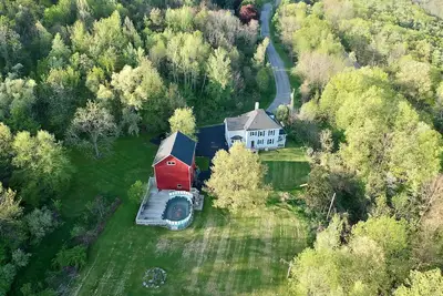 Image de 'The Grape Escape' Naples Home au pays des vins de New York!