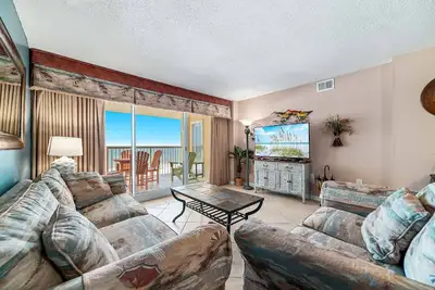Image de 2br / 2ba Gulf-Front Condo w / balcon. 6 personnes. W / D, WiFi, Piscine, Activités gratuites - Driftwood Towers 5f