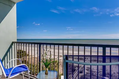 Image de Condo de luxe avec deux chambres et deux salles de bains au bord de l'océan à Carolina Dunes! (5ème étage)