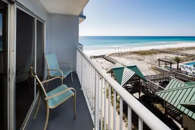 Image de Islander 606: Amazing Beach Side Condo ~ Service de plage, films, golf et plus Gratuit