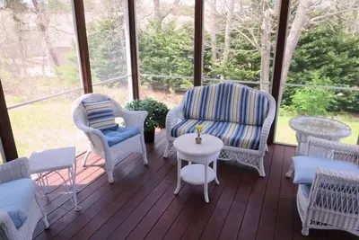 Image de Summer Oasis - Sun Porch. Marcher jusqu'à la plage