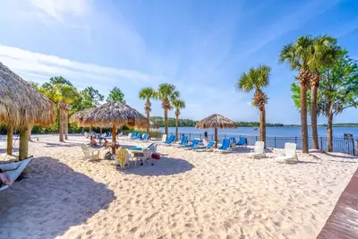 Image de Wow 95 / nt $ Spécial d'été! superbe condo avec vue sur la piscine, peut accueillir jusqu'à 8 personnes à Bahama Bay Resort
