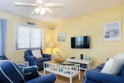 Image de Charmant condo dans le centre de Wrightsville avec vue sur l'eau des banques Manche