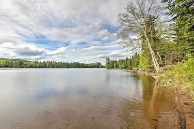 Image de Lakefront Old Forge Home w \/ rampe de bateau privée + plage