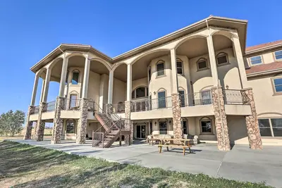 Image de Luxe Hudson House w \/ Vues Mtn - 30 Min à Denver!