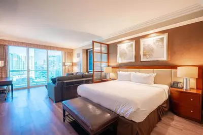 Image de Aucun Frais De Resort ★ Suite StripView avec balcon ★ Valet Gratuit