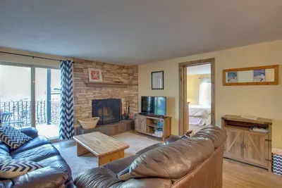 Image de Mt. Crested Butte Condo w \/ Pool -Steps de pistes!