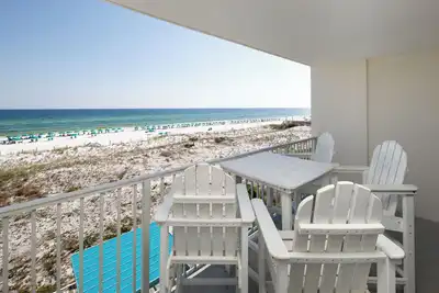 Image de Gulf Dunes 307: Obtenez votre dose de plage de ce Condo Extravagant