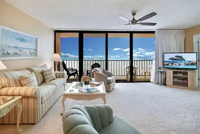 Image de Trillium # 4b - Condo Front de plage avec balcon privé!