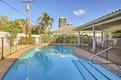 Image de Riviera Beach Accueil w / piscine privée-1 Min à la c��te!