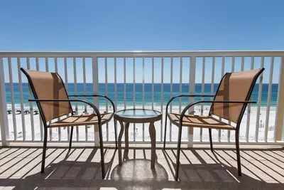 Image de Waters Edge 507: 5e étage confortable et mis à jour, directement sur la plage, Wifi, Golf Gratuit