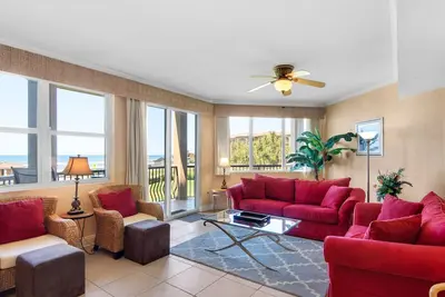 Image de Balcon a des vues magnifiques sur le Sunset nuit! Pas de la plage et la piscine!