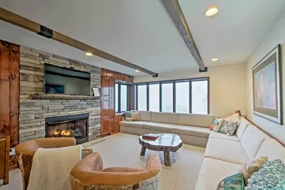 Image de Mis Ă jour Beech Mountain Condo w \/ Mtn. Vues et sauna!