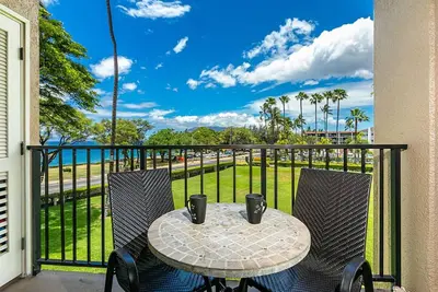 Image de Epic West Maui View! Laundry, WiFi, TVs, Kitchen, Ac, Ceiling Fans–Kamaole Sands 10202