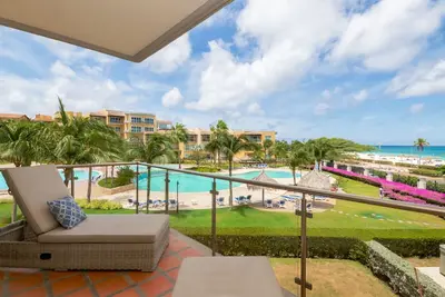 Image de Beachfront - Eagle Beach - Oceania Resort - Condo Royal Aquamarine 3br - Bc252