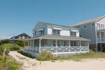 Image de Venez découvrir un véritable chalet classique Wrightsville Beach construit en 1940