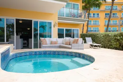 Front De Mer - Eagle Beach - Oceania Resort - Condo Garden Delight 2br - E125-2