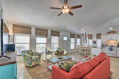 Image de Galveston Beachfront House w / vue sur l'océan depuis le pont