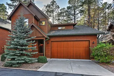 Image de Mountain Cabin Retreat w \/ Game Room & Views!