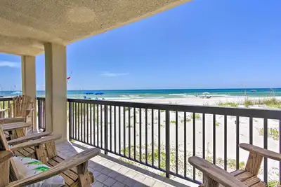 Image de Oceanfront Panama City Beach Condo w / équipements!