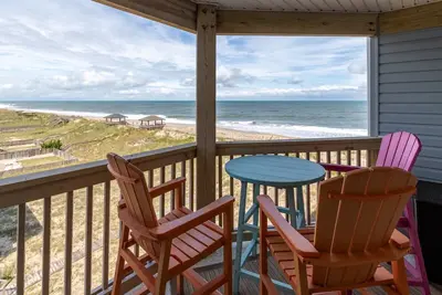 Image de Profitez de la vue sur l'océan et du son des vagues à Sea Oats