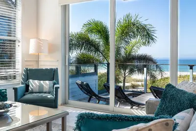 Image de Gorgeous Beach Piscine privée à la maison! Call For Special Réductions d'automne!